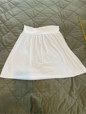 Wolford White Circle Skirt - Flared A-Line size M - stretchy